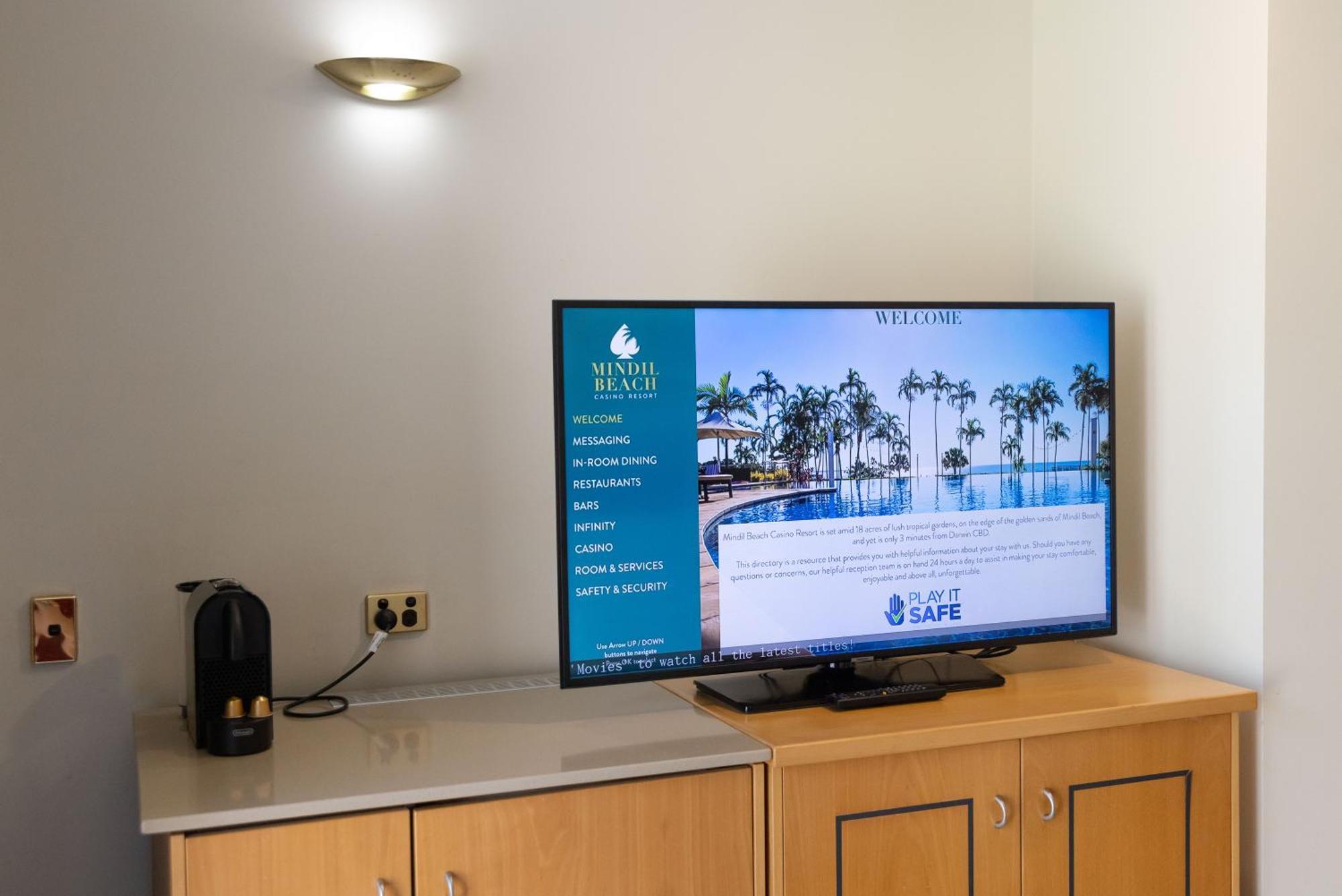Mindil Beach Casino Resort Дарвін Екстер'єр фото A television with a built-in set-top box