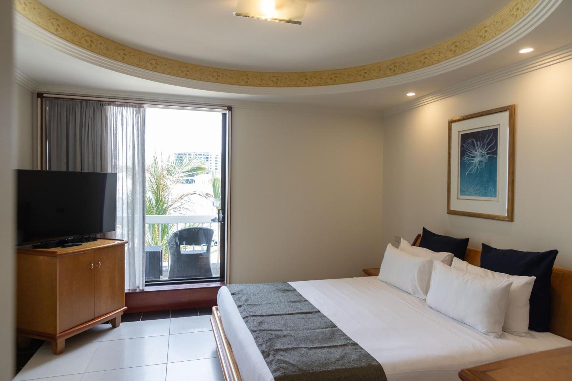 Mindil Beach Casino Resort Дарвін Екстер'єр фото A room at the hotel