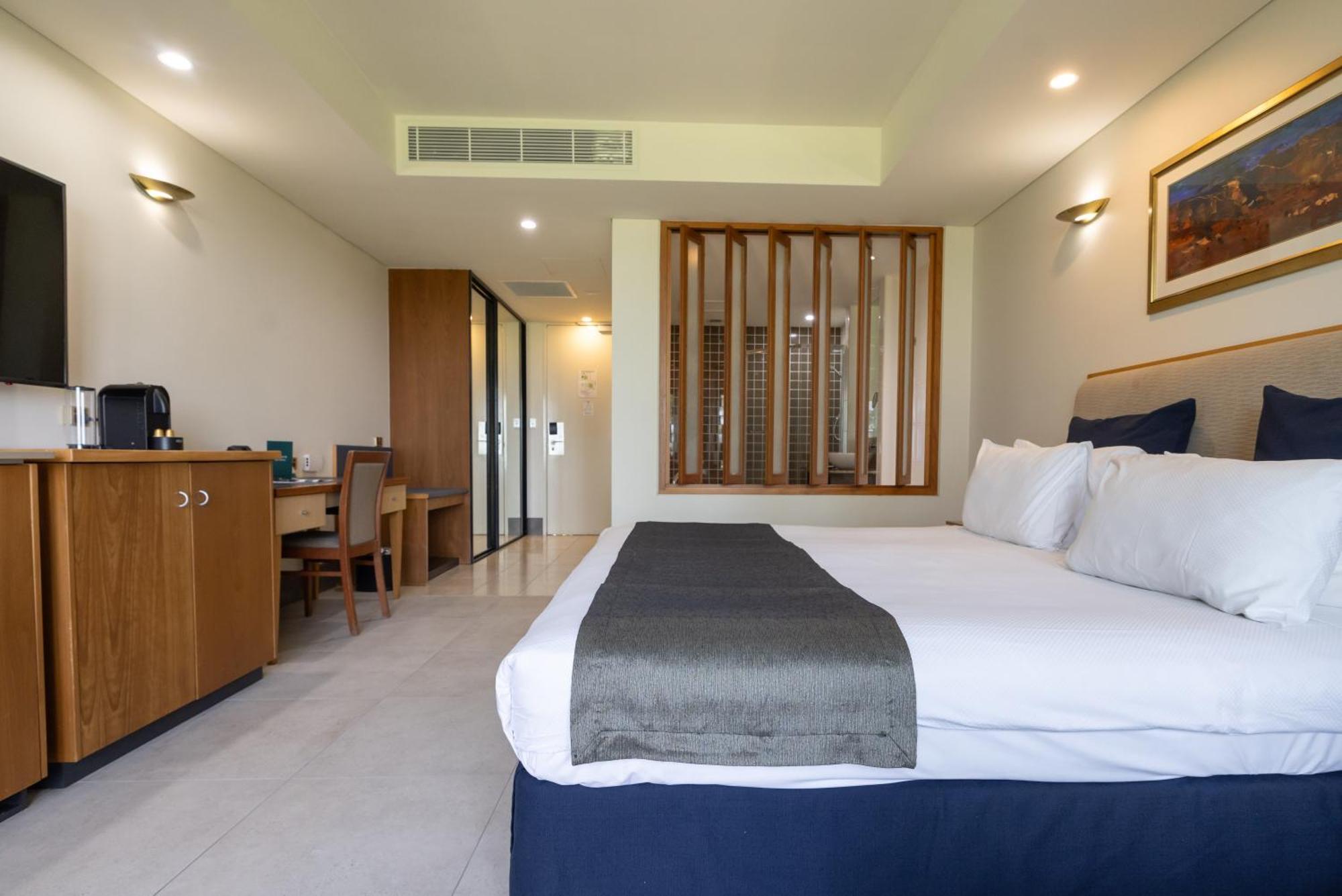 Mindil Beach Casino Resort Дарвін Екстер'єр фото Deluxe Room